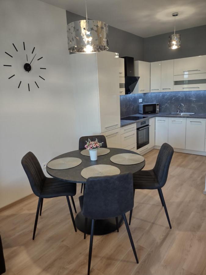 Dunajská StredaKarina Apartman公寓 外观 照片