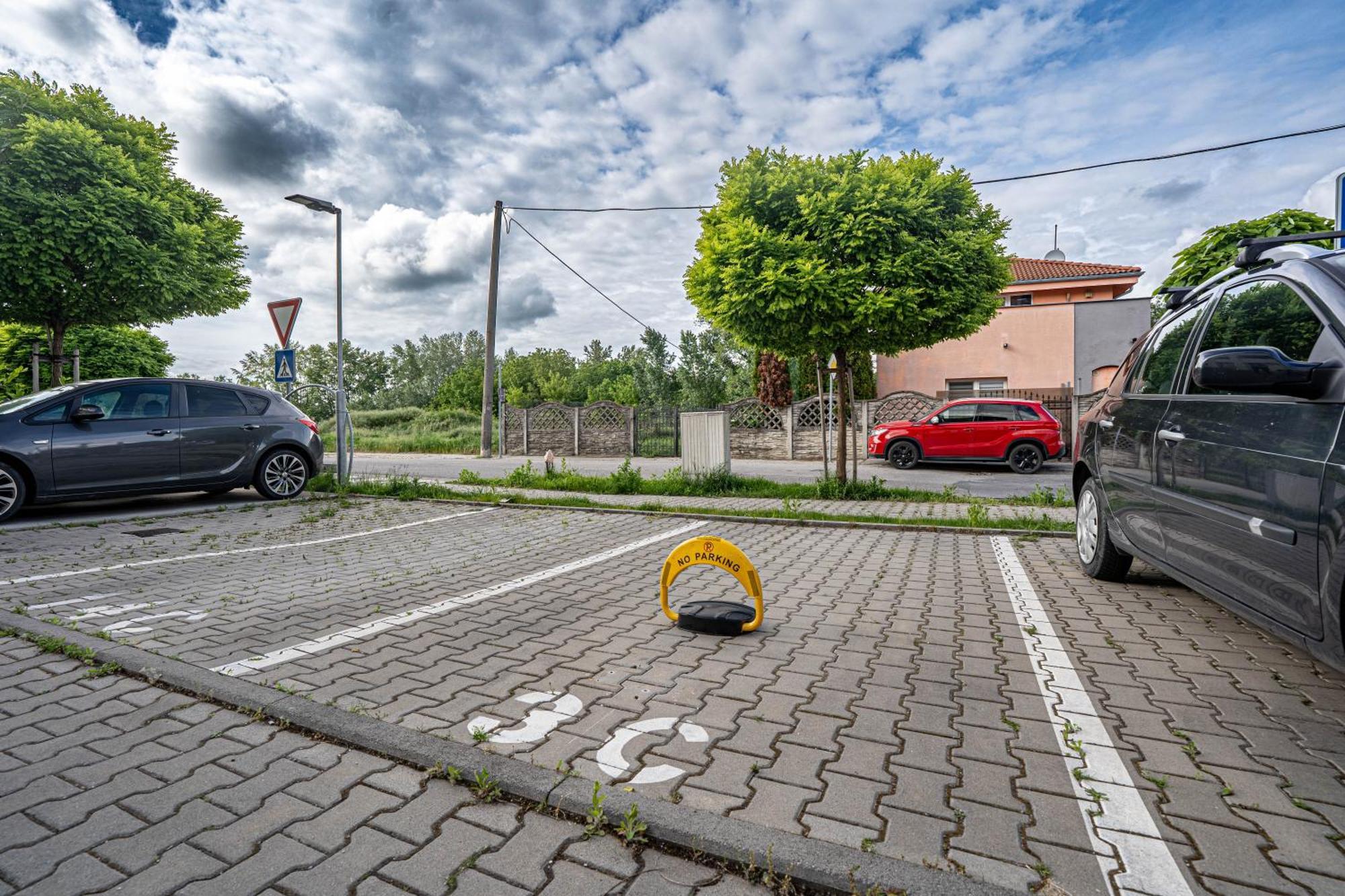 Dunajská StredaKarina Apartman公寓 外观 照片